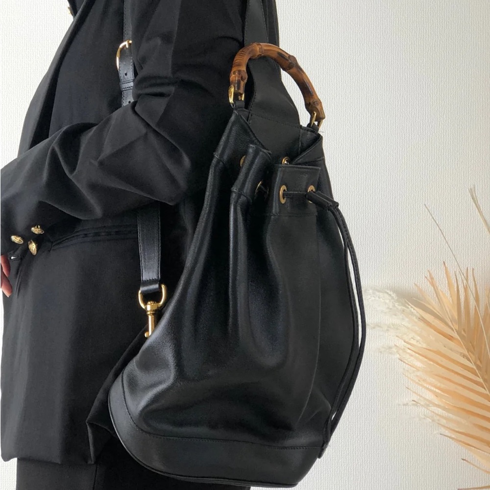 GUCCI Bamboo Leather Drawstring Shoulder bag Black Vintage